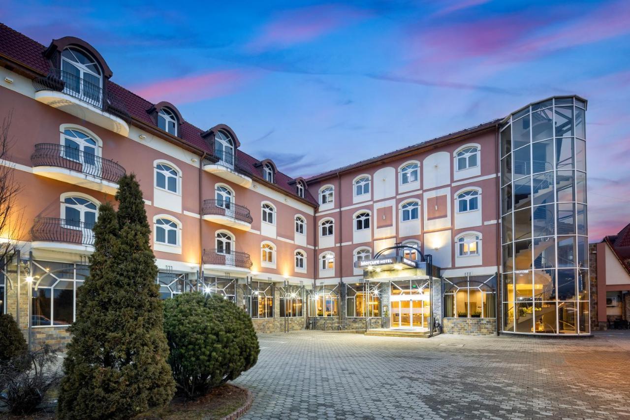 Mercure Sibiu Airport Exterior foto