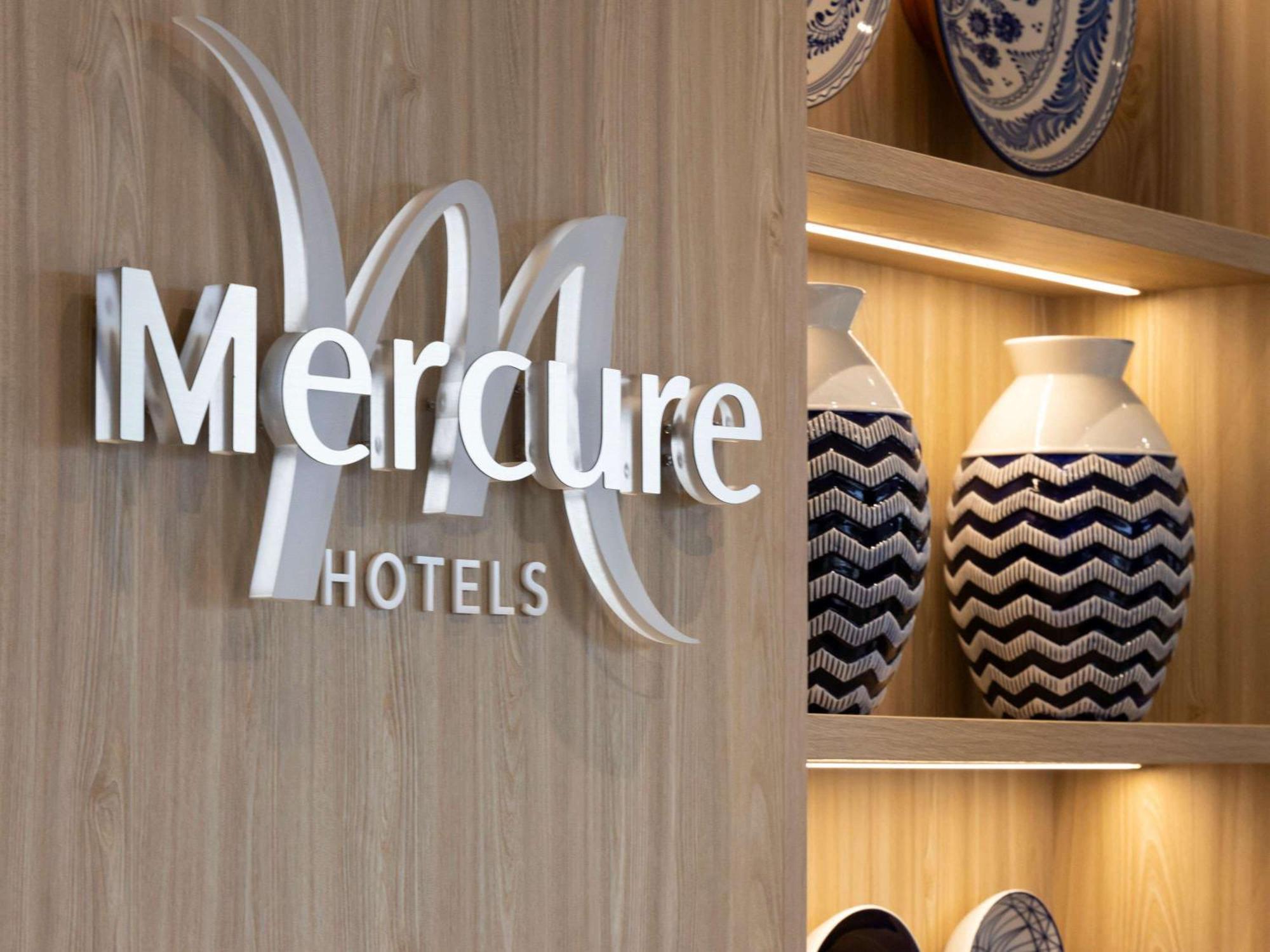 Mercure Sibiu Airport Exterior foto